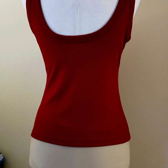 Burgundy Ribbed Top - Picture 2 of 4